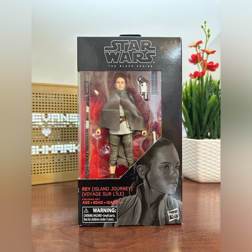 New Star Wars The Black Series Rey (island Journey)  Figure